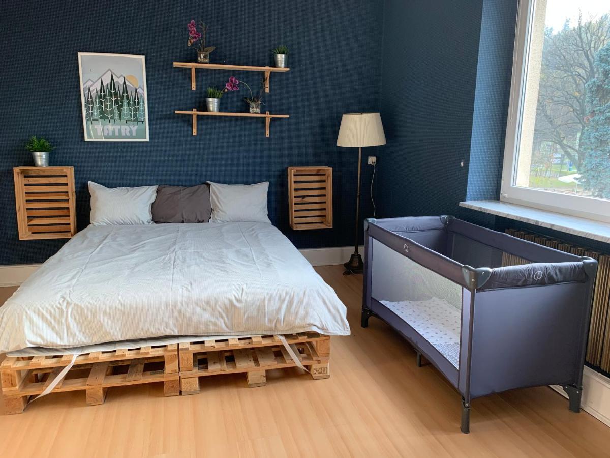 Apartament Przy Rynku วีสวา ภายนอก รูปภาพ